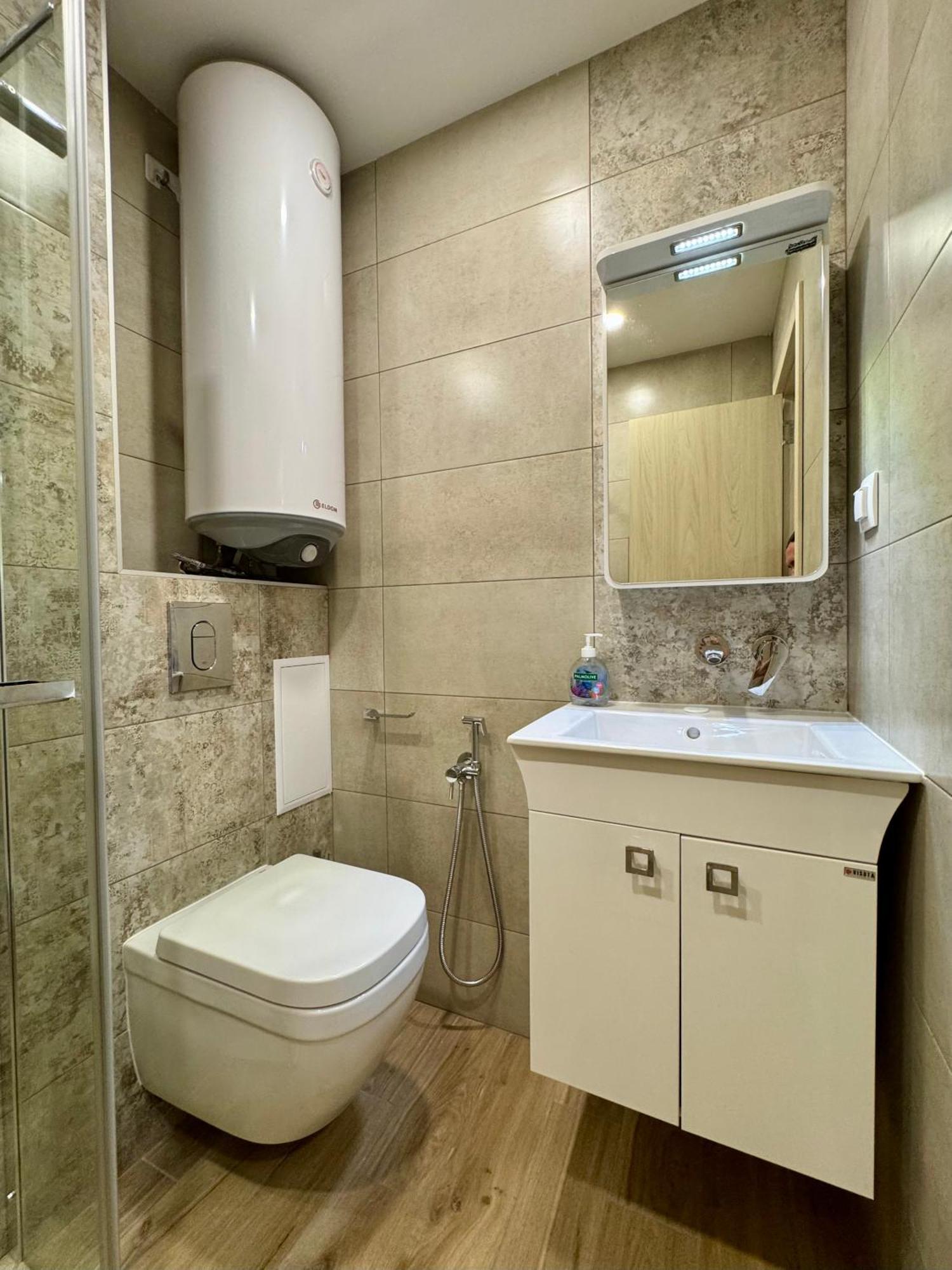 Parkview Luxury In City Center 8 เวลีคอเทอร์โนโว ภายนอก รูปภาพ