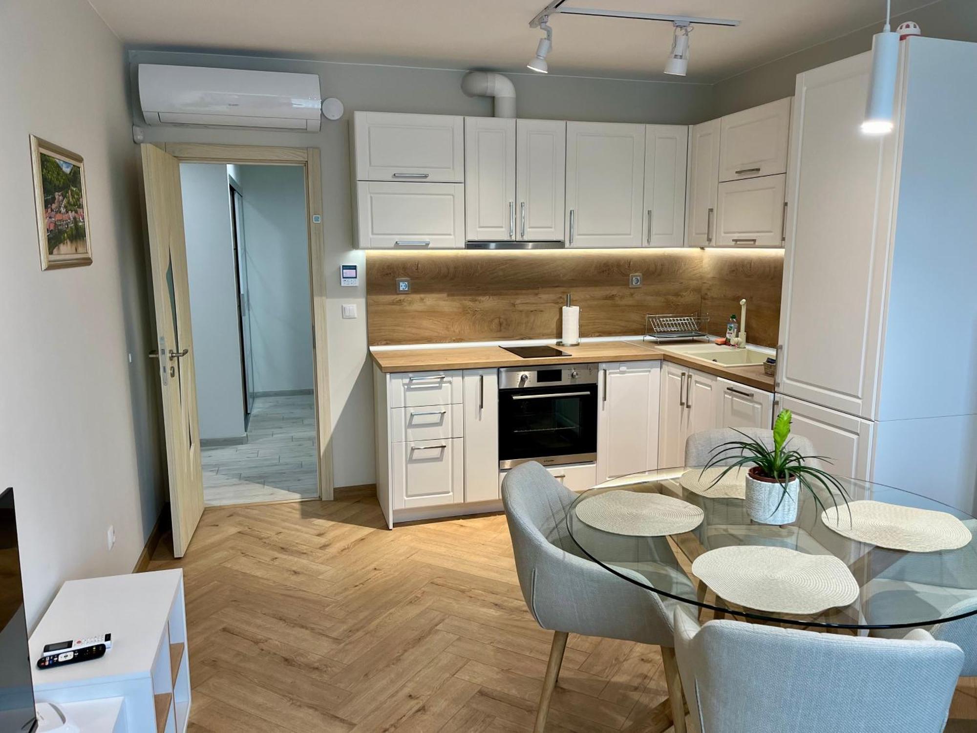 Parkview Luxury In City Center 8 เวลีคอเทอร์โนโว ภายนอก รูปภาพ